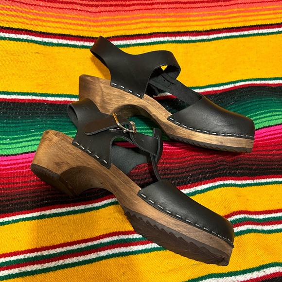 Lotta from Stockholm Low Wood T-Bar Clogs in Black on Brown Base Size 36 - Picture 2 of 9